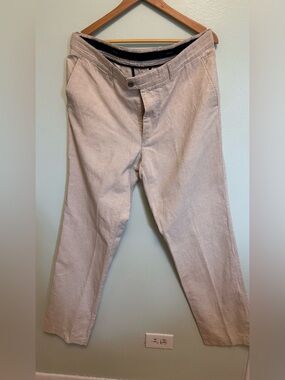 Men's Slim Straight Chinos in Light Taupe